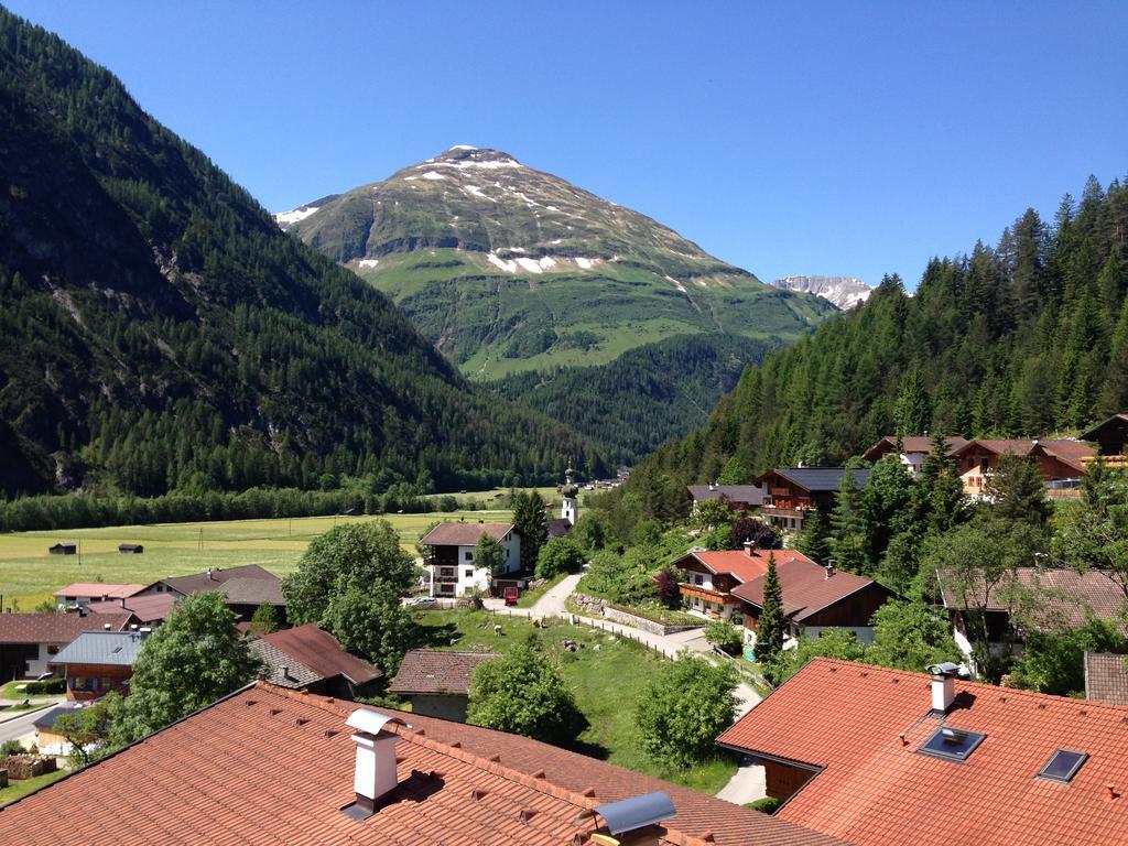 Haus Bergfruhling Apartamento Steeg Quarto foto